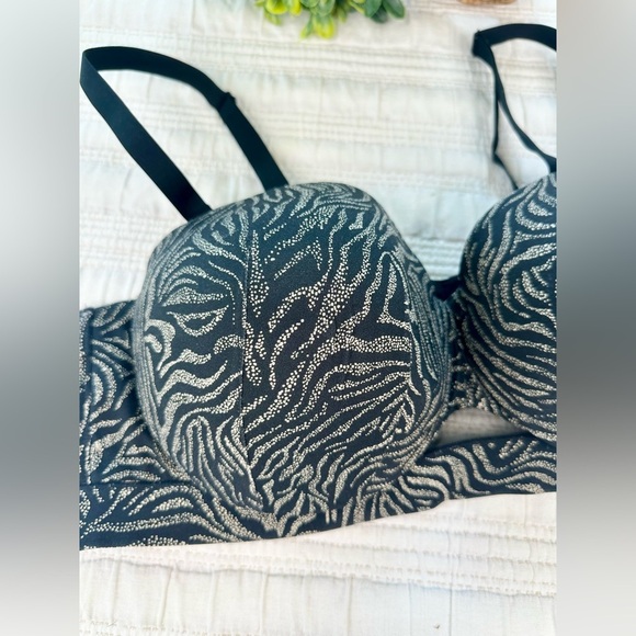 Cacique Comfort Bliss Multi-Way Strapless Bra in Animal Sand Dollar Size 44C - Picture 3 of 9